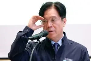 노동장관 “조합원 사망사고 본질은 다단계 구조…대화 거부돼 악화”