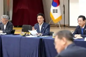 김민석 총리, 여수섬박람회장 다시 찾아 준비 사항 점검