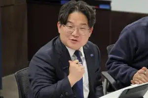 “아이부터 어르신까지” 오영준 민주 대구 중구청장 후보 가정의 달 공약 선봬