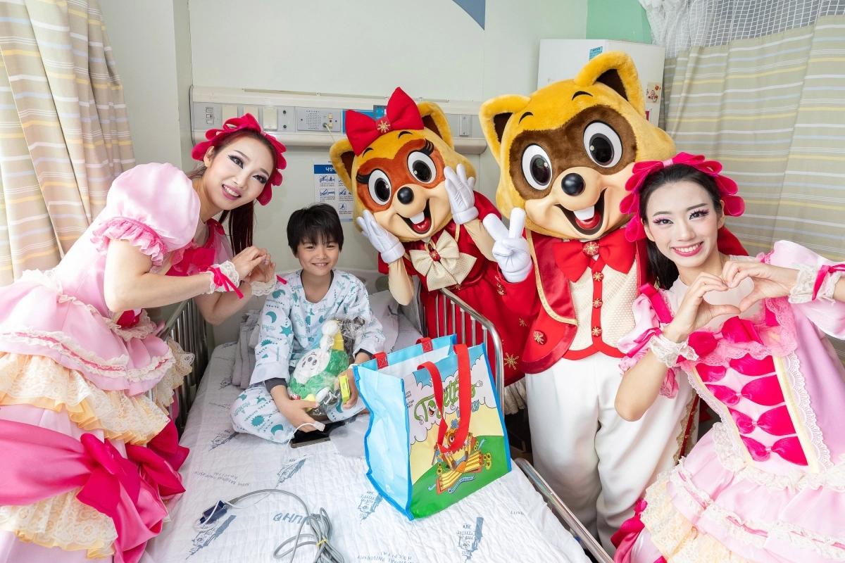 롯데월드, 어린이병원서 ‘찾아가는 테마파크’ 진행
