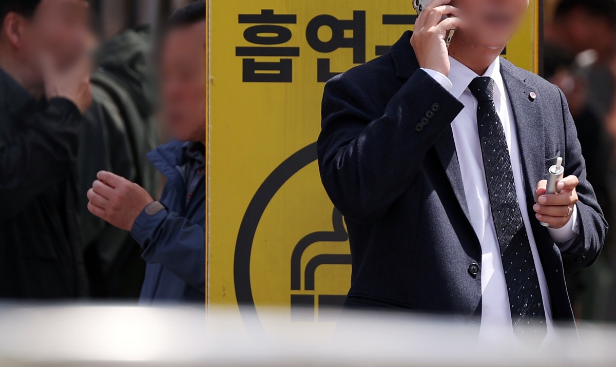 24일부터 액상형 전자담배 규제… 금연구역 흡연 시 10만원