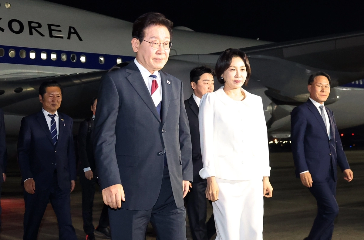 이재명 대통령 귀국