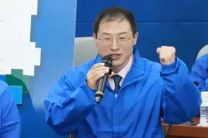 ‘보수 결집’ 영남 위기감에도… 단일화 속도 못 내는 범여권