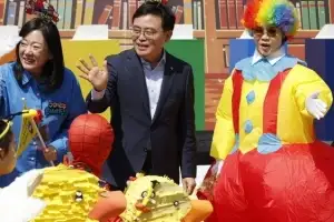 아이와 펄쩍펄쩍… 구청장도 신난 강서 동화축제