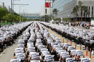 빅테크, 대규모 감원으로 투자…삼성은 노조 발목에 생산 차질