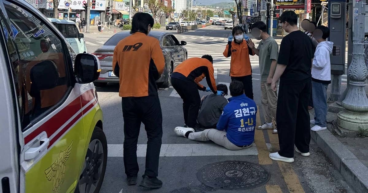 출동한 구급대가 A군을 이송하려는 모습. 김현규 시의원 페이스북