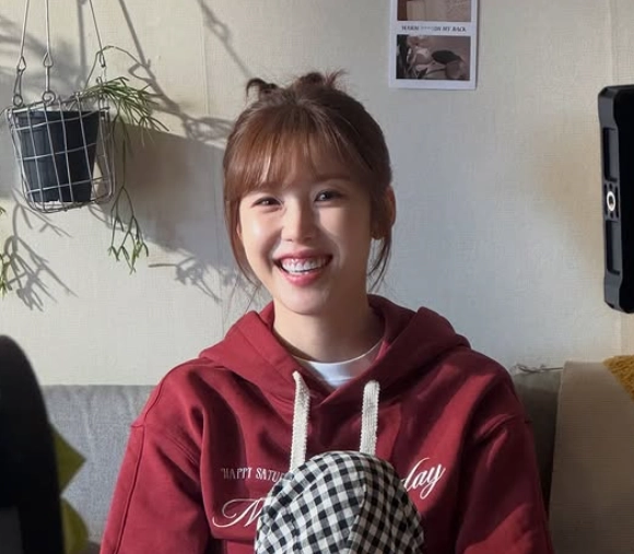 그룹 시크릿 출신 전효성이 고양이 알레르기가 생겼다고 고백했다. 인스타그램 캡처
