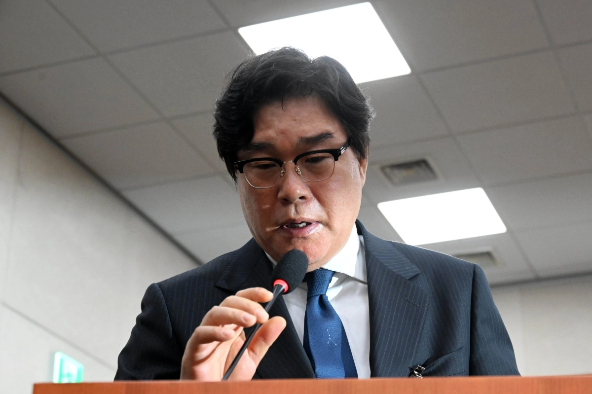 김성태 전 쌍방울 회장이 28일 국회 윤석열 정권 정치검찰 조작기소 의혹 사건 진상규명 국정조사특별위원회 제11차 전체회의에서 열린 종합 청문회에서 의원 질의에 답하고 있다. 2026.4.28 홍윤기 기자