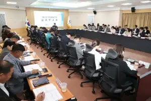 ‘제25회 광양매화축제’ 방문객 71만명·경제효과 972억원···역대 최대