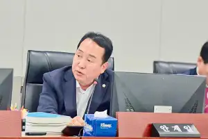 안계일 경기도의원, 도민혈세 150억원 어디로… 극저신용대출 깜깜이 증식 도마