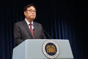 ‘尹 비서실장’ 정진석 “책임 비켜서지 않을 것” 출마 결심