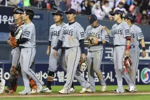 ‘볼쟁이’ 한화, ‘물방망이’ 삼성 자존심 건 3연전…주말엔 누가 웃을까