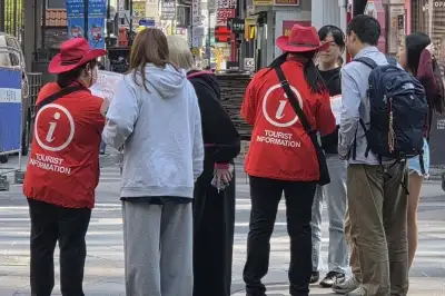 “노동절에 더 바쁘다”…황금연휴에 관광·레저 노동자는 ‘휴일 반납’