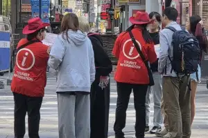 “노동절에 더 바쁘다”…황금연휴에 관광·레저 노동자는 ‘휴일 반납’