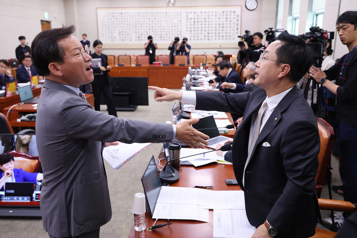 thumbnail - 공소 취소권 가진 ‘공룡 특검’ 온다<br>국힘 “李대통령 셀프 면죄” 총공세