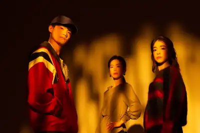 상처 입은 두 영혼의 로드무비…연극 ‘노란 달’, 13년 만에 다시 무대에