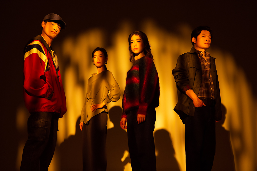 연극 ‘노란 달 YELLOW MOON: 레일라와 리의 발라드’. 국립어린이청소년극단 제공
