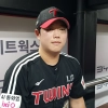 무너진 LG 불펜에 솟아난 함덕주…‘경력직의 맛’ 1008일 만에 세이브