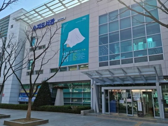 용인 수지도서관