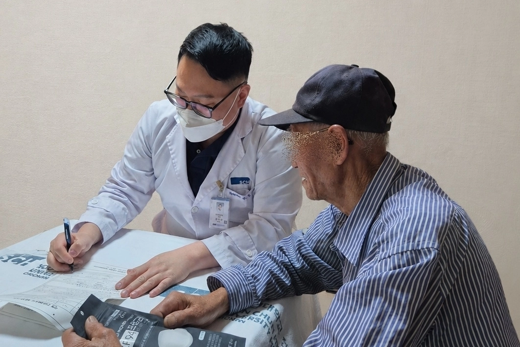 석면건강영향조사 모습. 순천향대 천안병원 제공