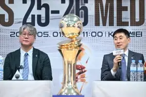 통산 득점 20점 VS 5675점…전력분석원 출신의 무명감독과 스타 선수 출신의 감독 대결 승자는?
