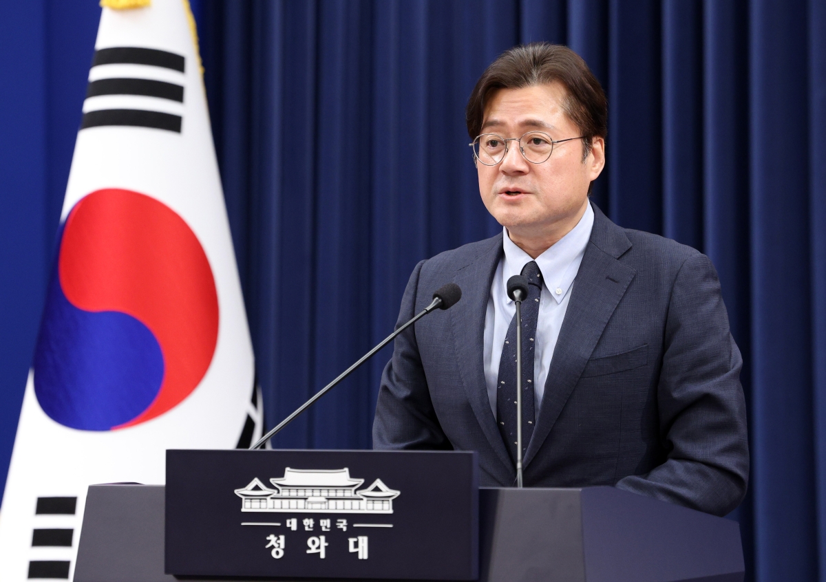 홍익표 정무수석, 정무 관련 현안 브리핑