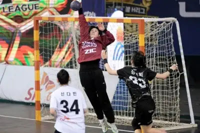 SK슈가글라이더즈, 삼척시청에 3골 차 열세 뒤집고 역전승…3년 연속 통합 우승 위업