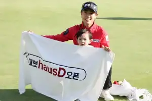 thumbnail - ‘장타 4위’ 36세 엄마의 힘… “우승하고 둘째 가질래요”