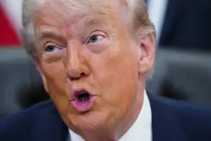 “李대통령님, 함정입니다!”…‘이란이 韓화물선 공격’ 트럼프 자작극? 왜 ‘중동판 통킹만’ 말 나오나 [권윤희의 월드뷰]