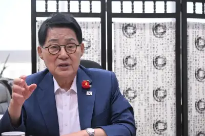‘84세’ 최고령 의원 박지원의 도전…“국회의장 끝나면 손주 곁으로”