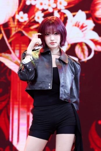 그룹 빌리 시윤이 6일 오후 서울 마포구 SBS프리즘타워에서 열린 데뷔 첫 정규 앨범 ‘더 콜렉티브 소울 앤 언컨시어스: 챕터 2’ 발매 기념 쇼케이스에서 포즈를 취하고 있다. 2026.5.6 <br>연합뉴스