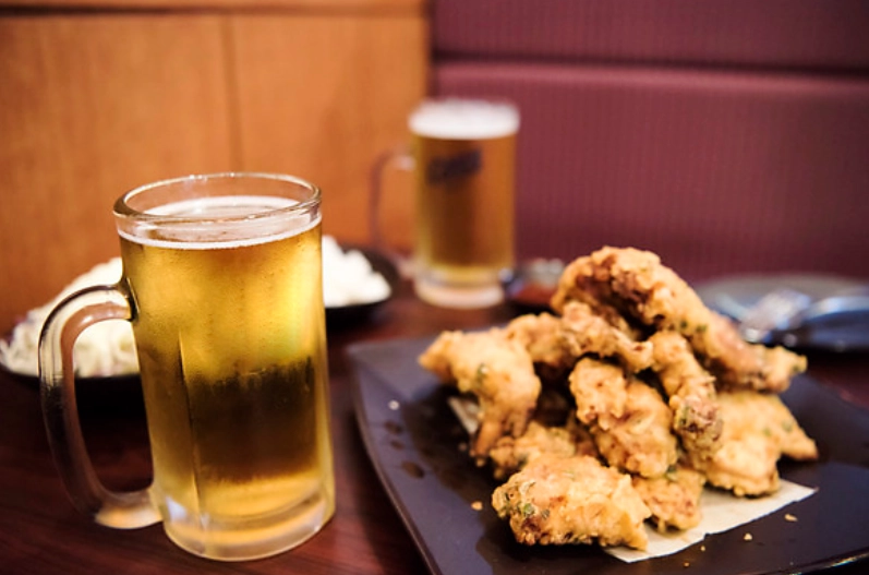 치킨과 맥주 관련 이미지. 아이클릭아트
