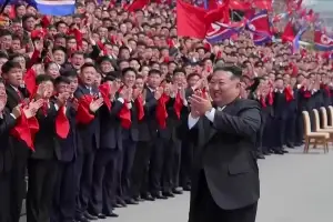 국정원 “北 헌법, 두 국가 분명히…적대성은 줄어”