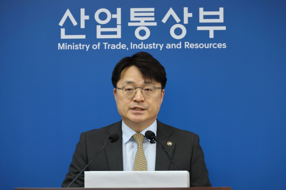 5차 석유 최고가격 발표하는 문신학 산업부 차관