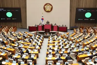 ‘안전하게 살 권리’ 법에 담긴다…우원식 “유가족 눈물과 수고 있있기에”