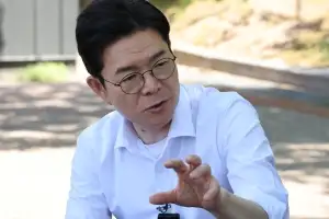 정원오 “용산 15년 넘도록 방치” vs 오세훈 “박원순 10년 왜 언급 없나”