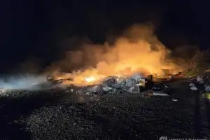전북 군산 쓰레기 야적장 불, 9시간 30분만에 진화