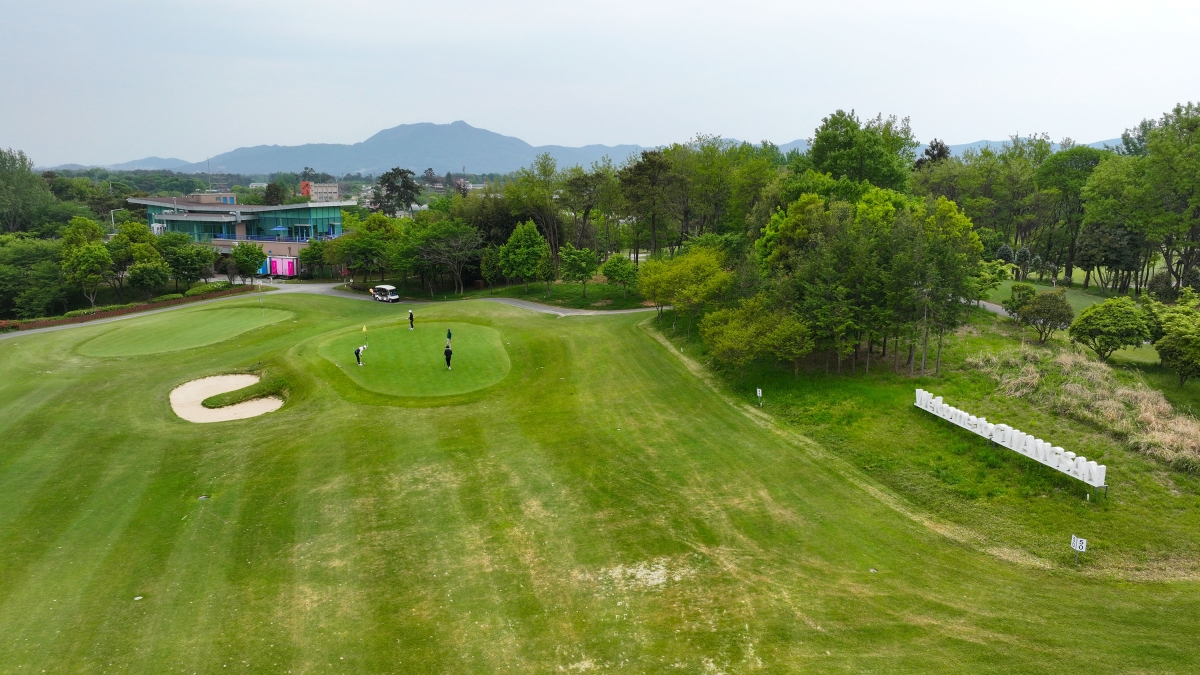 지난해 7월부터 광주 광산구가 직영하고 있는 광산CC 전경. 수요 맞춤 서비스 혁신, 시설 현대화 등 변화로 호응을 얻고 있다. 광주광역시 광산구 제공