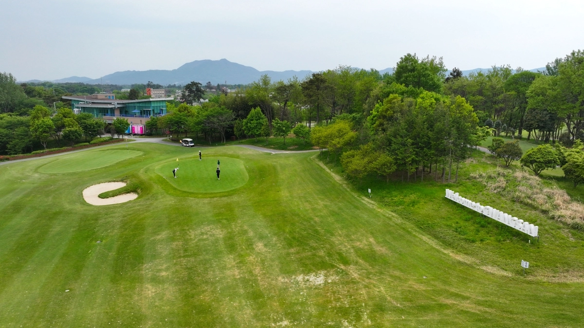 지난해 7월부터 광주 광산구가 직영하고 있는 광산CC 전경. 수요 맞춤 서비스 혁신, 시설 현대화 등 변화로 호응을 얻고 있다. 광주광역시 광산구 제공