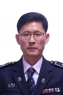 윤한석 울산구치소 교감