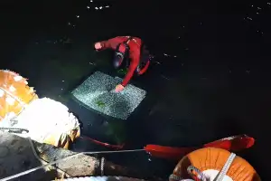 경북 포항 항구서 승용차 추락…50대 운전자 극적 구조