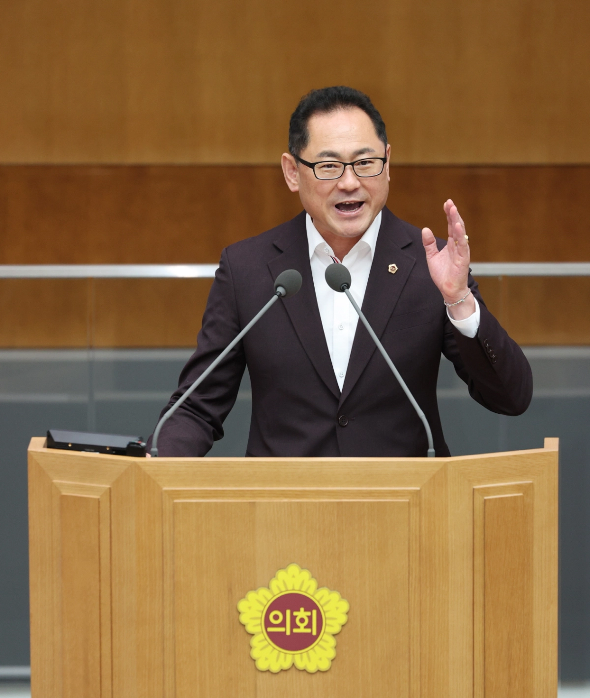 김완규 의원이 12일 열린 제390회 임시회 제1차 본회의에서 5분 자유발언을 진행하고 있다.(사진=경기도의회)