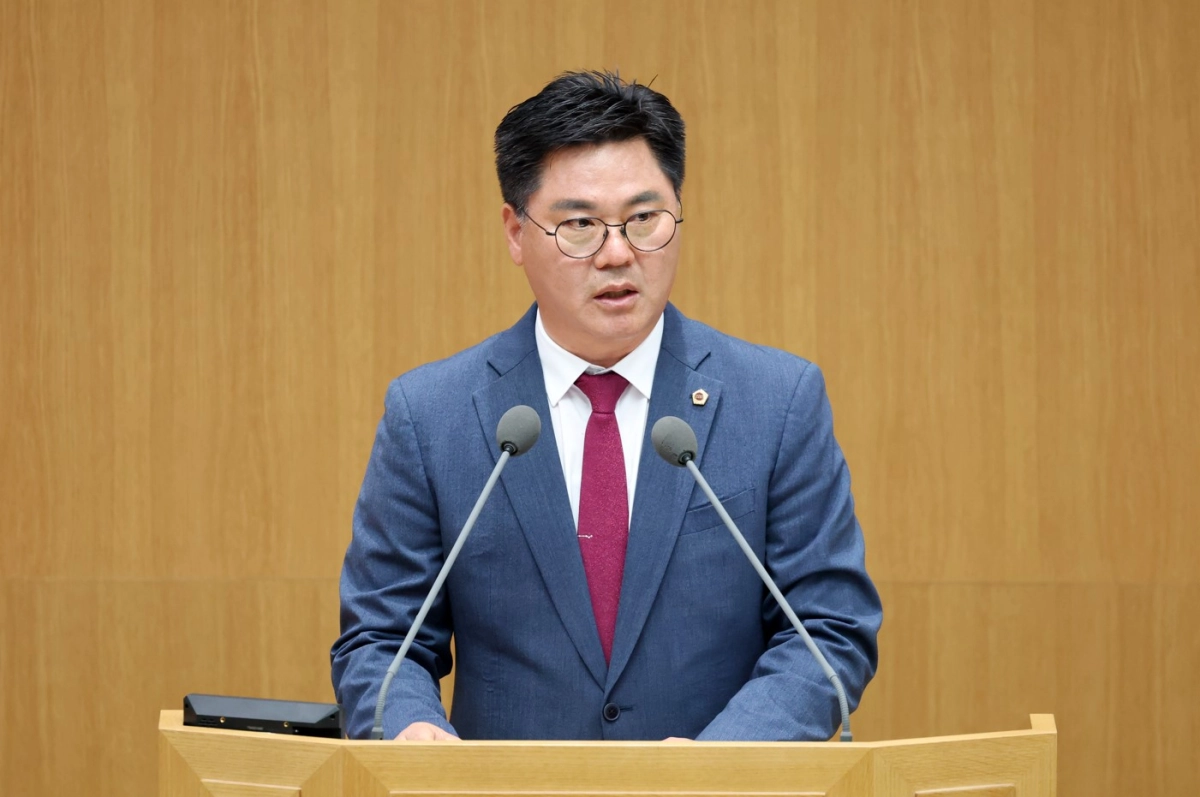 정하용 의원이 12일 제390회 임시회 제1차 본회의에서 5분 자유발언을 진행하고 있다.(사진=경기도의회)
