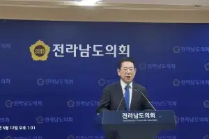 김영록 지사, 민주당과 끝까지 함께 하겠다