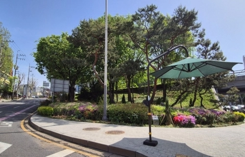 서울 서대문구 연희IC에 마련된 매력정원.  서대문구 제공
