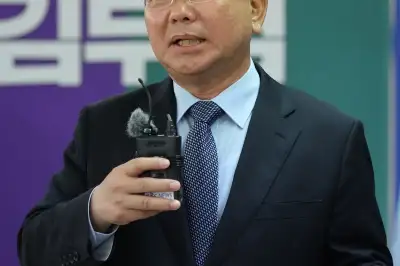 김부겸 “박근혜 전 대통령 찾아뵙고 싶어…지역 어른 뵙는 차원”
