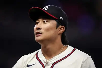 김하성, 226일만에 메이저리그 복귀…볼넷 출루·호수비