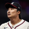 김하성, 226일만에 메이저리그 복귀…볼넷 출루·호수비