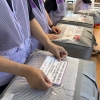 중구, 취약계층 어르신에 봄 이불·홍삼 나눔