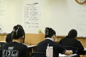 아동·청소년 3명 중 1명 ‘학업 번아웃’…27% “죽고 싶다는 생각 해봤다”